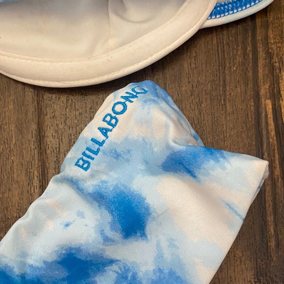 Billabong Blue and White Bikini Set - Picture 3 of 3
